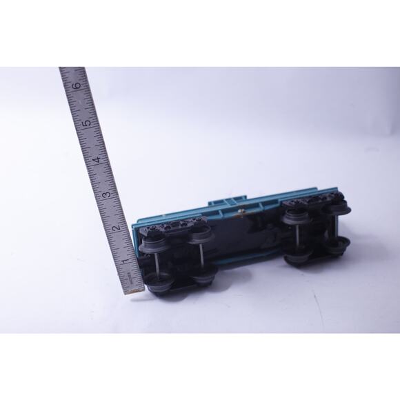 Marx Train, Blue, Allstate, Motor Oil, Single Dome, Tanker with Type F Trucks, - Picture 3 of 3